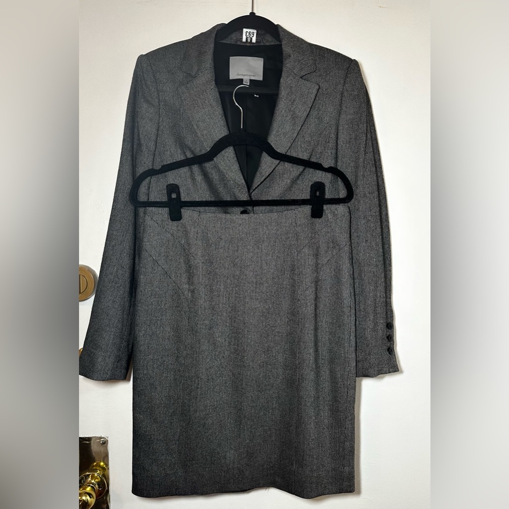 Two piece set (Blazer and Skirt)